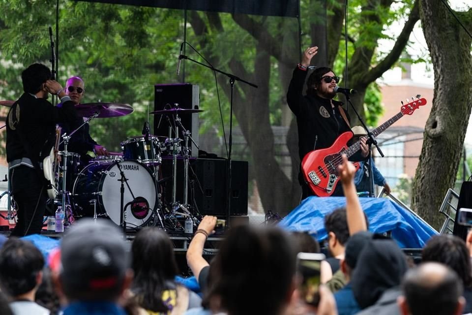 La agrupación mexicana de pop rock diseñó una colección de sistemas de navegación para adentrar a sus fans en la concepción de su nuevo disco, disponible cuando arranque la Gira Mapas 2025.