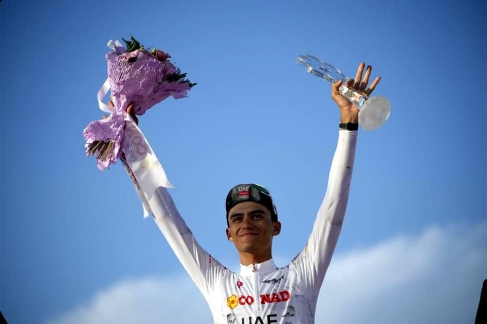 Isaac del Toro se alista para disputar el Tour de Austria.