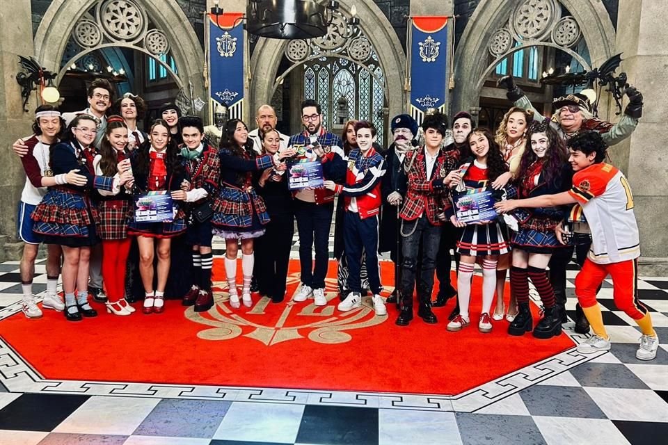 Inician grabaciones de 'Tomy Zombie', serie familiar de TelevisaUnivision que mezcla humor y fantasía en una escuela de zombies.