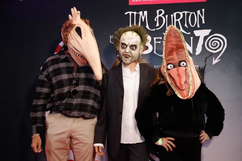 Algunos invitados llegaron disfrazados como personajes de Burton.