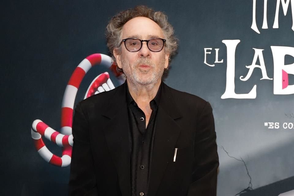 Tim Burton celebra trabajar con Lady Gaga, con quien tiene una afinidad artística, en la segunda temporada de la serie 'Merlina'.