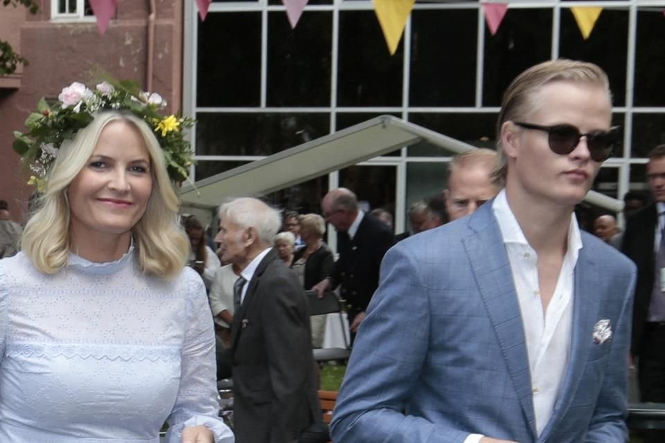 Marius Høiby ha estado bajo investigación desde su arresto el 4 de agosto de 2024, cuando fue acusado inicialmente de agredir a su pareja.