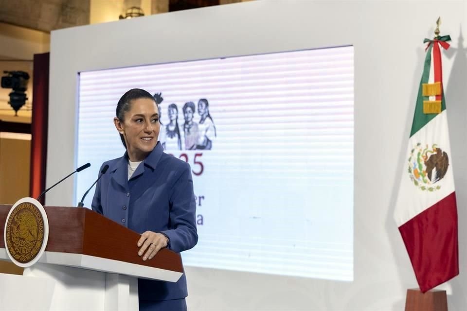 La Presidenta acusó de hipócritas a los legisladores, pues, dijo, ellos espiaban con el Cisen.