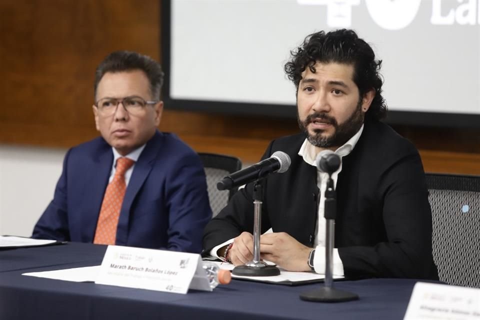 Pablo Lemus Navarro, gobernador de jalisco; Marath Baruch Bolaños López, secretario de trabajo federal.