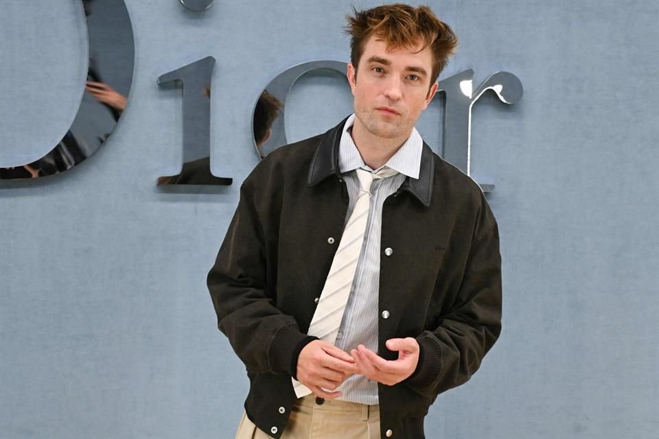 Robert Pattinson se hace presente en el desfile de Dior.