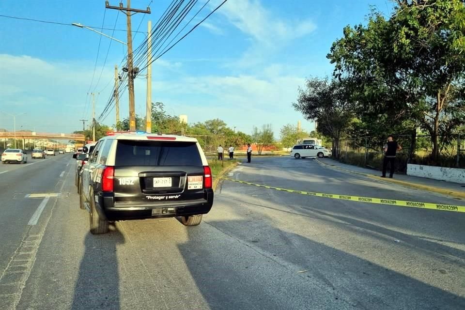 El ataque fue reportado alrededor de las 18:45 horas en las canchas de futbol de la empresa Akra, ubicadas en el mencionado bulevar, entre 20 de Noviembre y María Cantú.