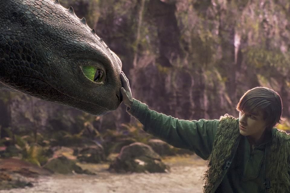 'Cómo Entrenar a tu Dragón' cayó al segundo lugar con 19.4 millones de dólares.