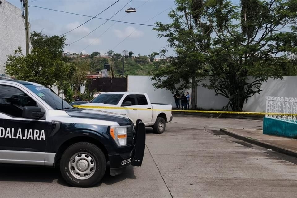 Los oficiales de la Comisaría de Guadalajara acudieron al lugar y comenzaron a indagar.