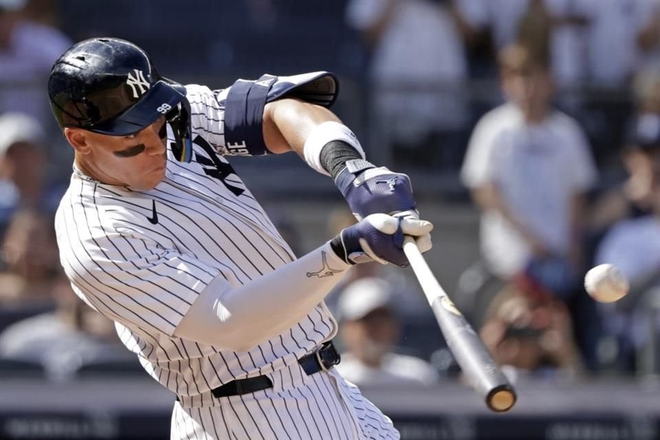 Aaron Judge conectó dos cuadrangulares y llegó a 30 vuelacercas en la campaña en la victoria de los Yankees 12-5 sobre los Athletics en NY.