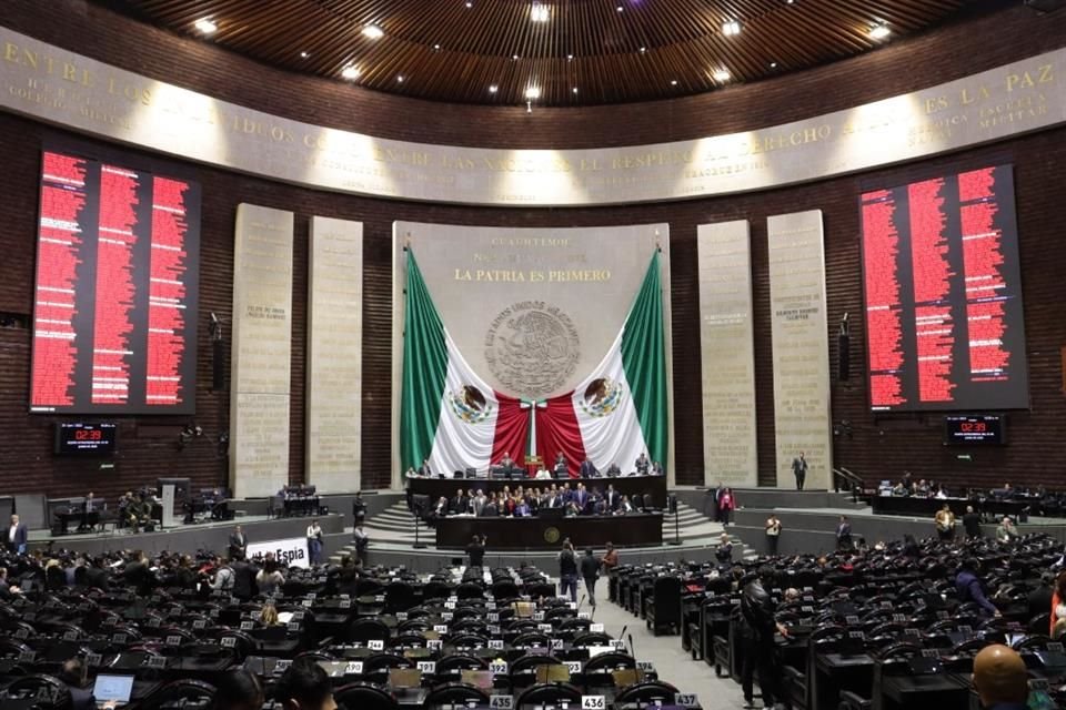 La bolsa consta de un monto de 58 mil 297 pesos que se otorga anualmente a cada uno de los 500 legisladores que conforman la Cámara de Diputados.