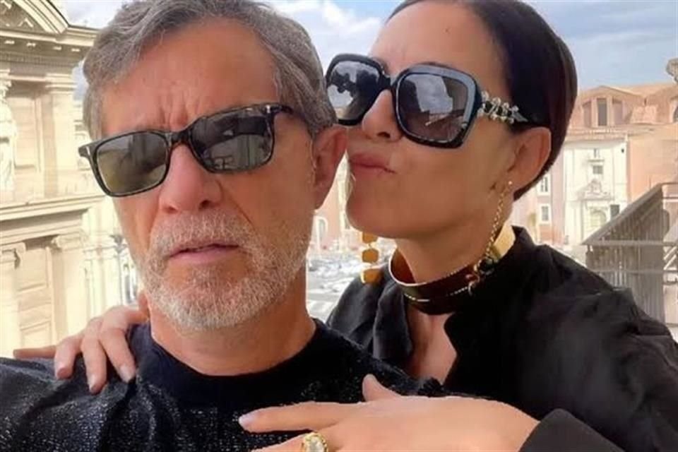 Stephanie Salas y Humberto Zurita de viaje en Europa.