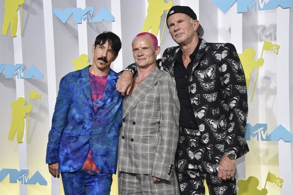 Entre los éxitos del grupo de rock, que ya forma parte de Warner Music, se incluyen canciones como 'Under the Bridge', 'Californication', 'Can't Stop' y 'Scar Tissue', entre muchas otras.