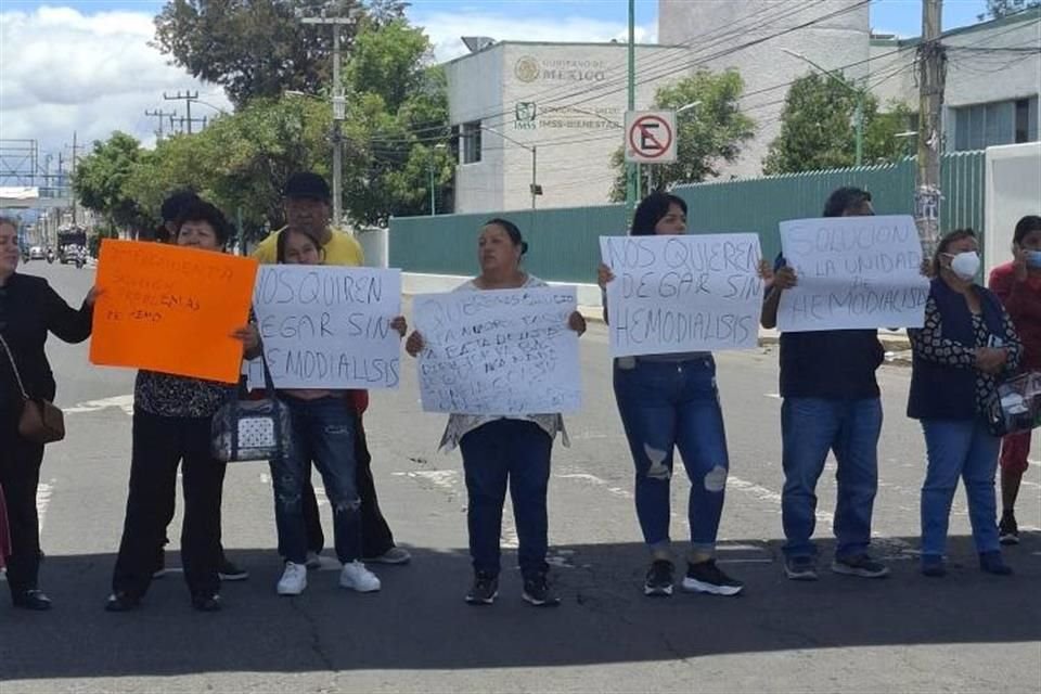 Pacientes del Hospital General de Chimalhuacán aseguraron que les fueron canceladas las citas para diálisis y hemodiálisis, pues presuntamente finalizó el contrato de la empresa que las hacía.