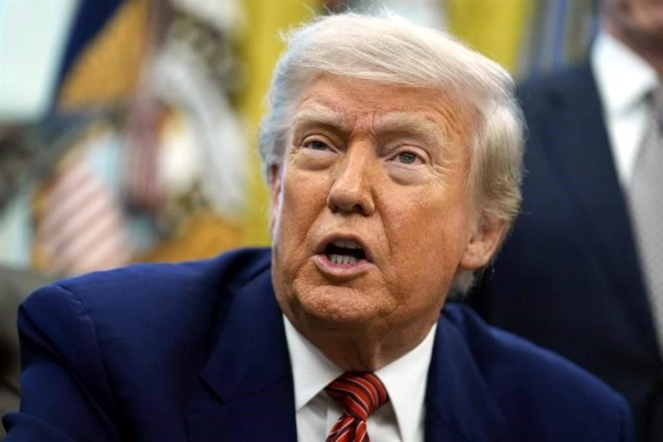 El Presidente Donald Trump anunció haber cerrado un acuerdo comercial con Vietnam, una semana antes de que la tregua arancelaria que concedió a decenas de socios expire el 9 de julio.