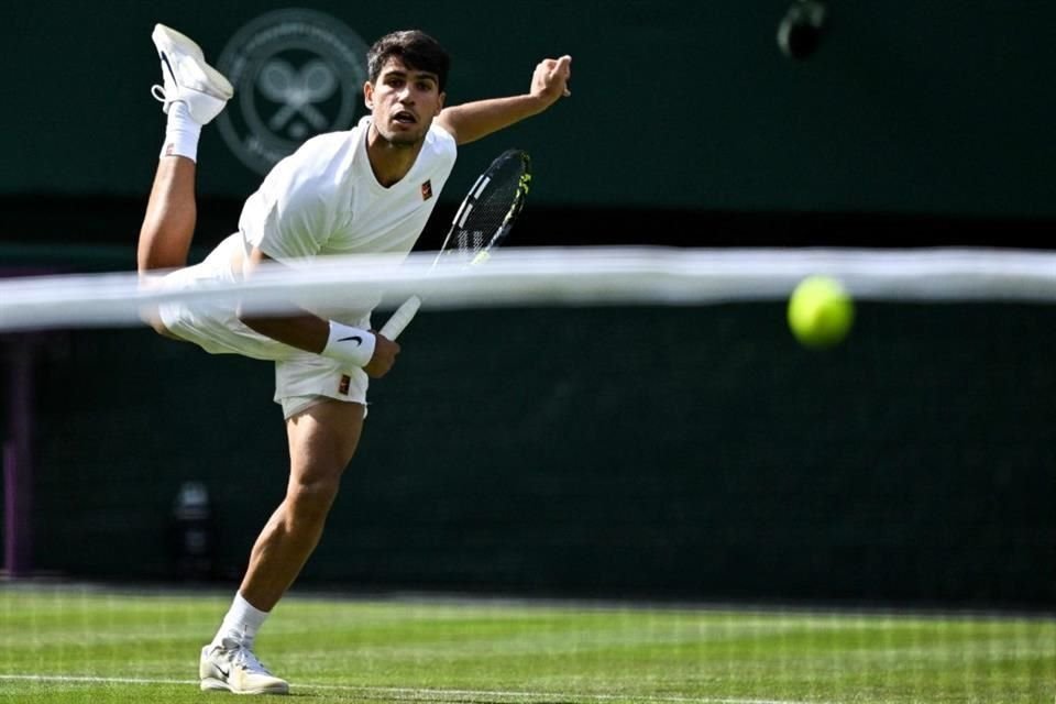 Carlos Alcaraz llegó a 20 triunfos en Wimbledon.