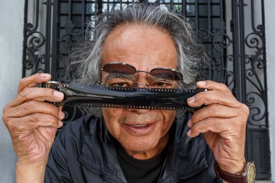 To celebrate 50 years as a photographer capturing life in Mexico and Latin America, Pedro Valtierra launches 
