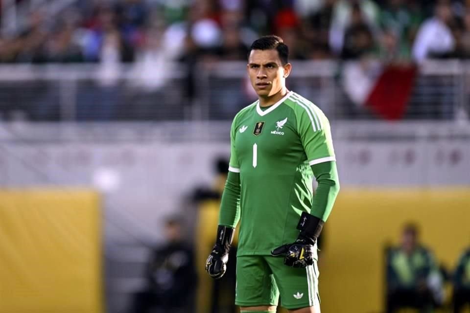 Luis Ángel Malagón tuvo poco trabajo en el arco mexicano.