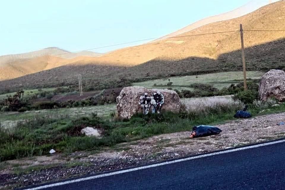 En el municipio de Nicolás Bravo, en los límites entre Puebla y Veracruz fueron hallados restos humanos embolsados sobre la carretera federal El Seco-Azumbilla.