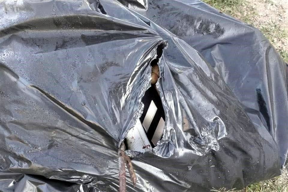 En el municipio de Nicolás Bravo, en los límites entre Puebla y Veracruz fueron hallados restos humanos embolsados sobre la carretera federal El Seco-Azumbilla.