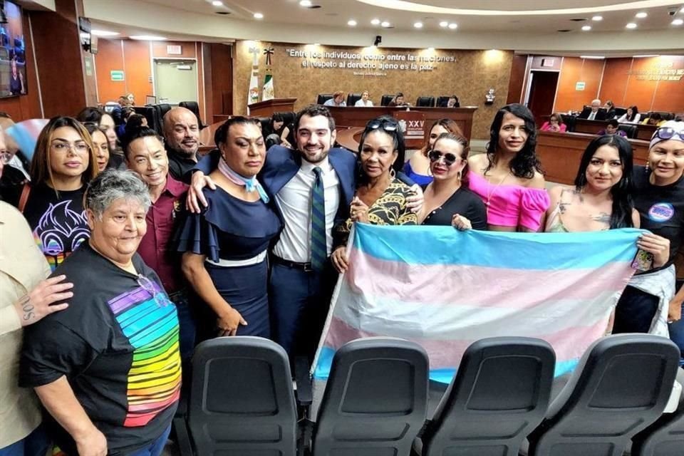 La iniciativa promovida por el morenista Jaime Eduardo Cantón Rocha reforma el artículo 129 QATER del Código Penal estatal y agrega un párrafo al artículo 115 del Código Civil.