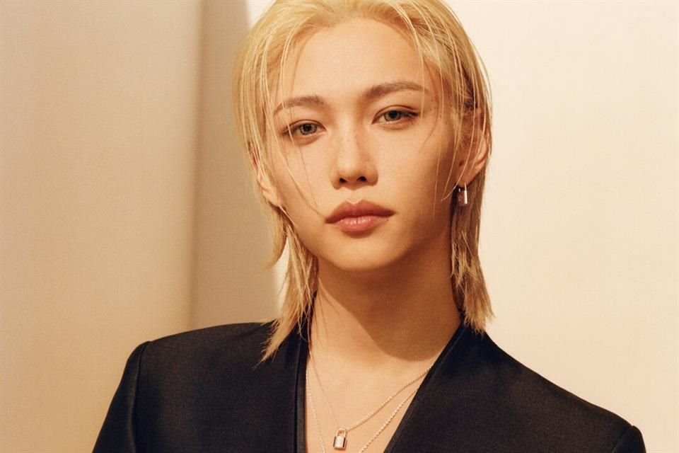 Felix, miembro del grupo de K-pop Stray Kids, crea una colección que apoya a infancias en todo el mundo en colaboración con Louis Vuitton y UNICEF.