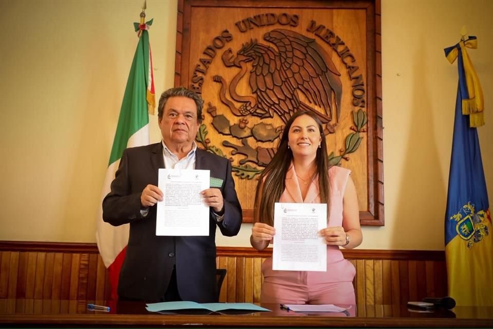 Firma Ocotlán convenio con Conagua para vigilar zona Federal de Lago de Chapala.