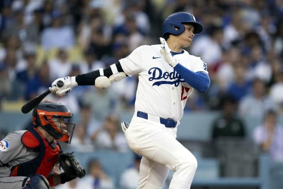 Shohei Ohtani no pasó una buena noche ofensiva, pero buscará reponerse como lanzador en el segundo duelo ante Houston.