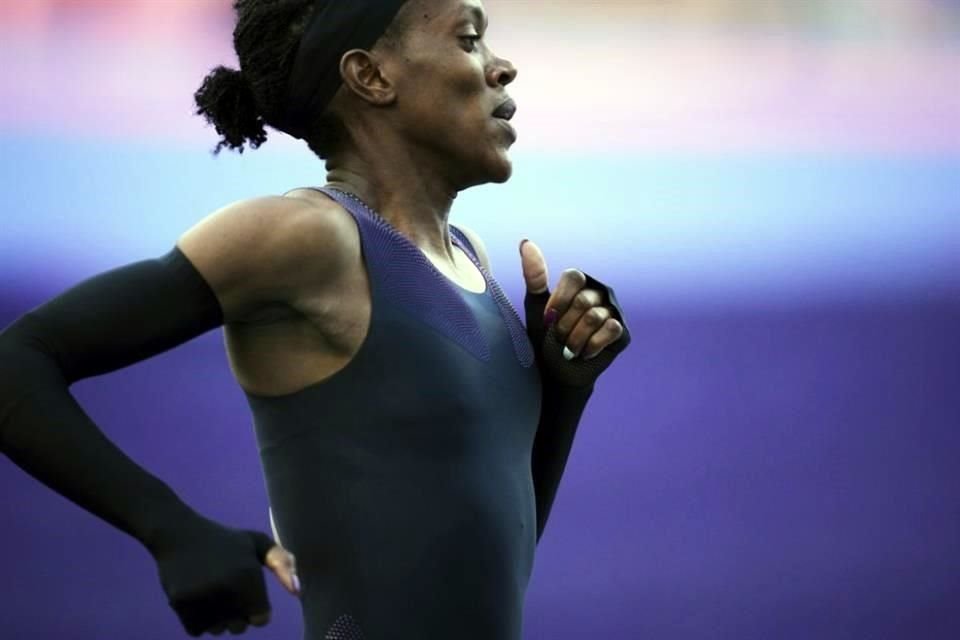 Faith Kipyegon logró romper de nuevo el récord mundial.