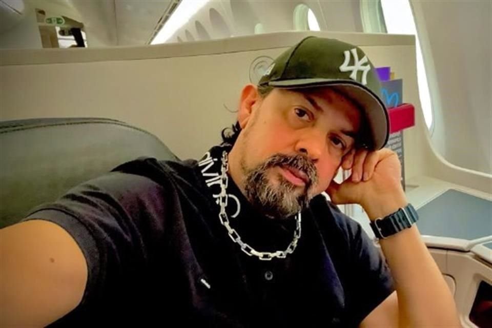 El músico Cruz Martínez afirmó que su inasistencia a una pasada audiencia legal se debió a un problema de salud y no a una evasión.