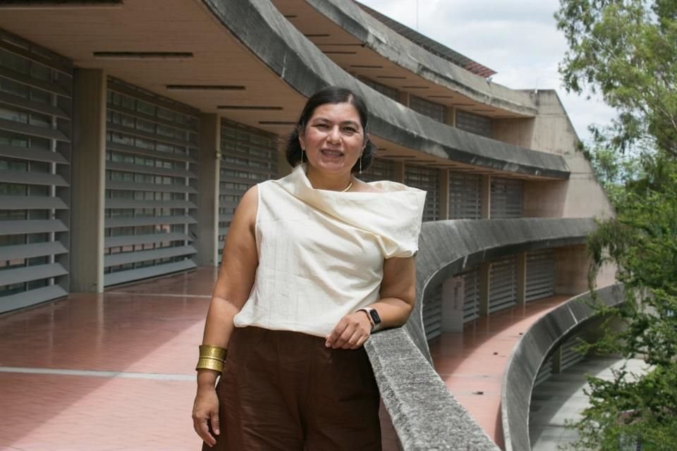Claudia Rueda, specialist in moderne architectuur.