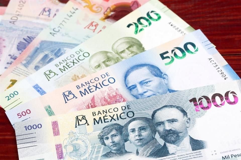 Ingreso en hogares mexicanos aumentó 15.7% entre 2018 y 2024, debido a remuneraciones por trabajo formal e informal y subsidios a población.