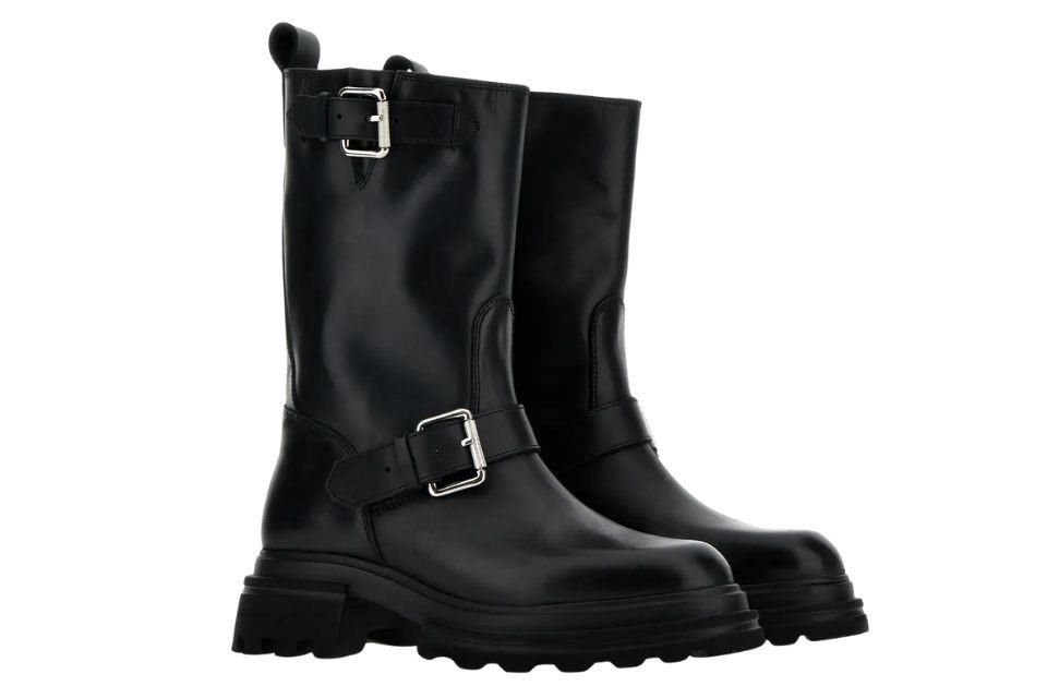 La marca de calzado, ropa y accesorios Hogan lanzó sus 'biker boots' para sobrevivir a los días de lluvia en las ciudades.