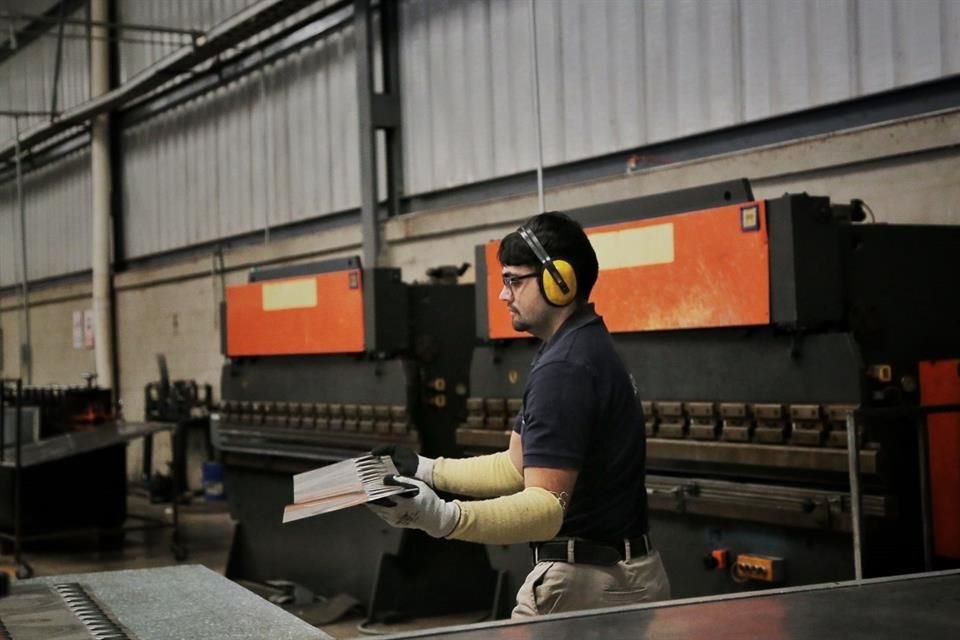 Esta disminución en el número de empleos formales en Jalisco se suma a la tendencia nacional de pérdida de empleos.