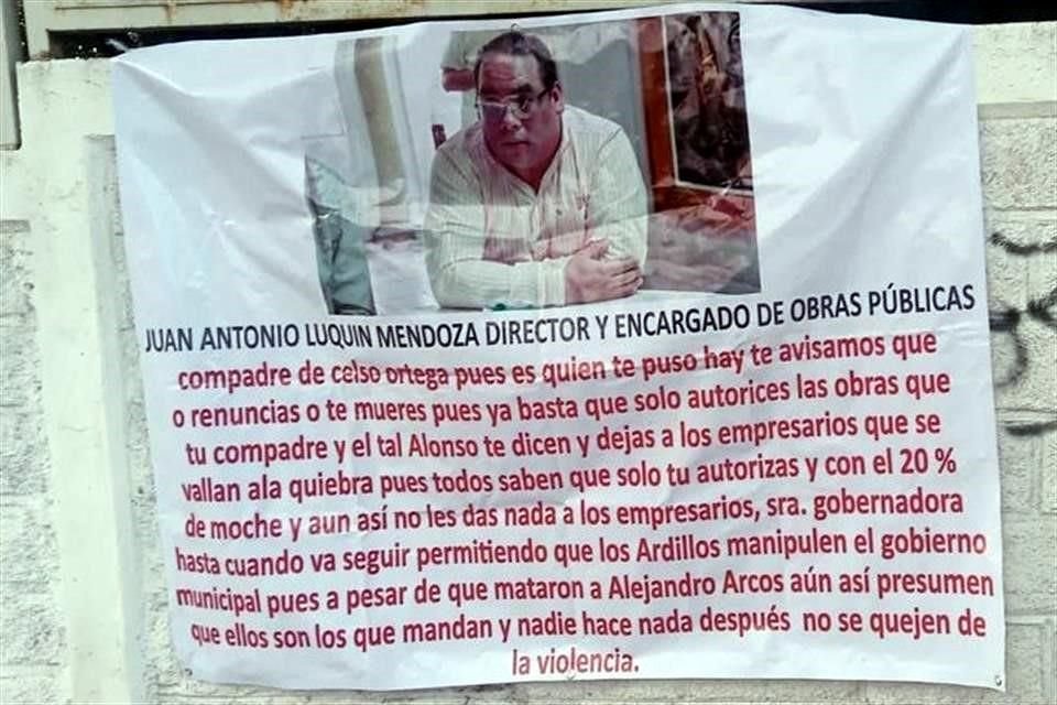 Al funcionario le acusan de favorecer a empresas y cobrar 'moche'.