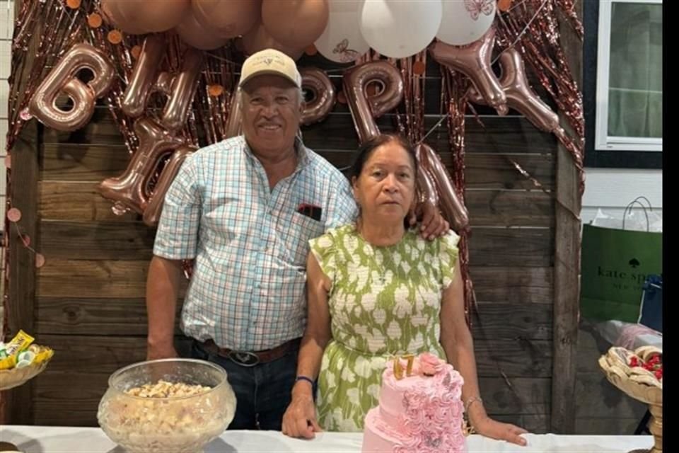 José Olvera y su esposa Alicia Torres, ambos originarios de Querétaro, fallecieron en las inundaciones de Texas, de acuerdo con el Secretario de Gobierno queretano.