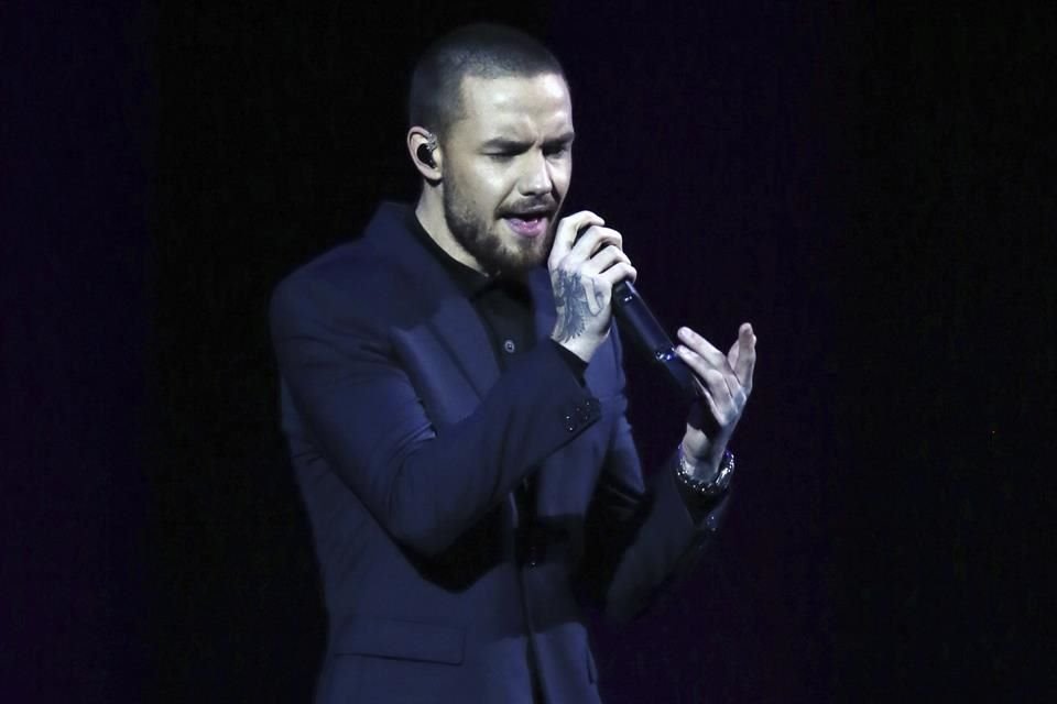 Netflix estrenó 'Building the Band' con un emotivo tributo póstumo a Liam Payne, quien fue juez invitado antes de su fallecimiento.