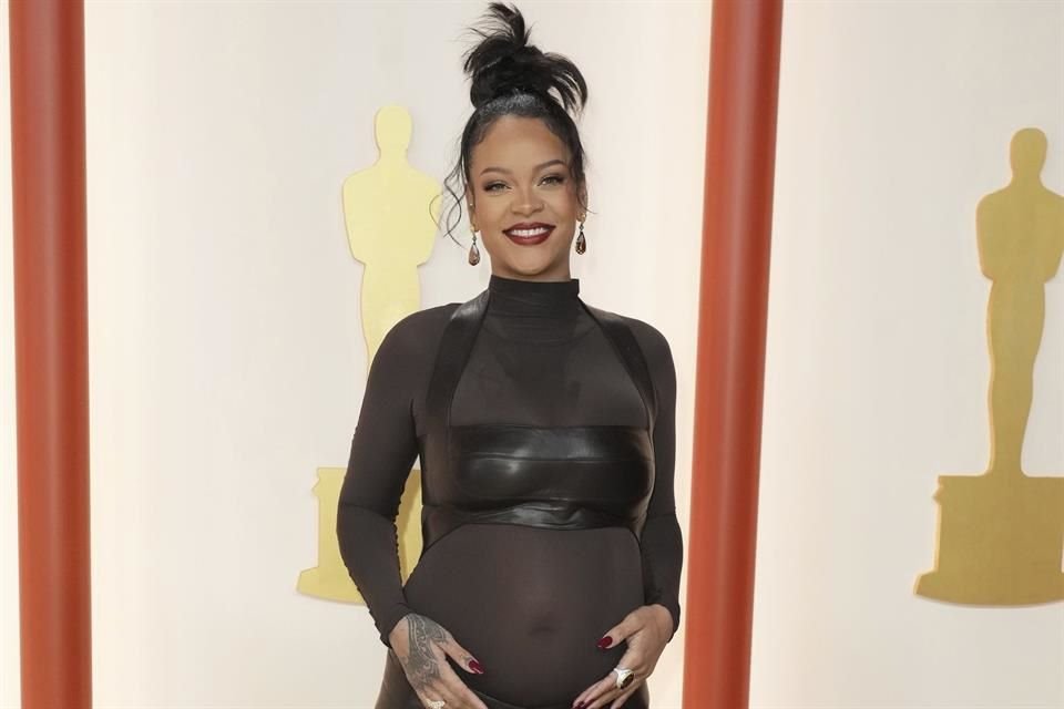 La relación entre Rihanna y su padre estuvo marcada por altibajos.