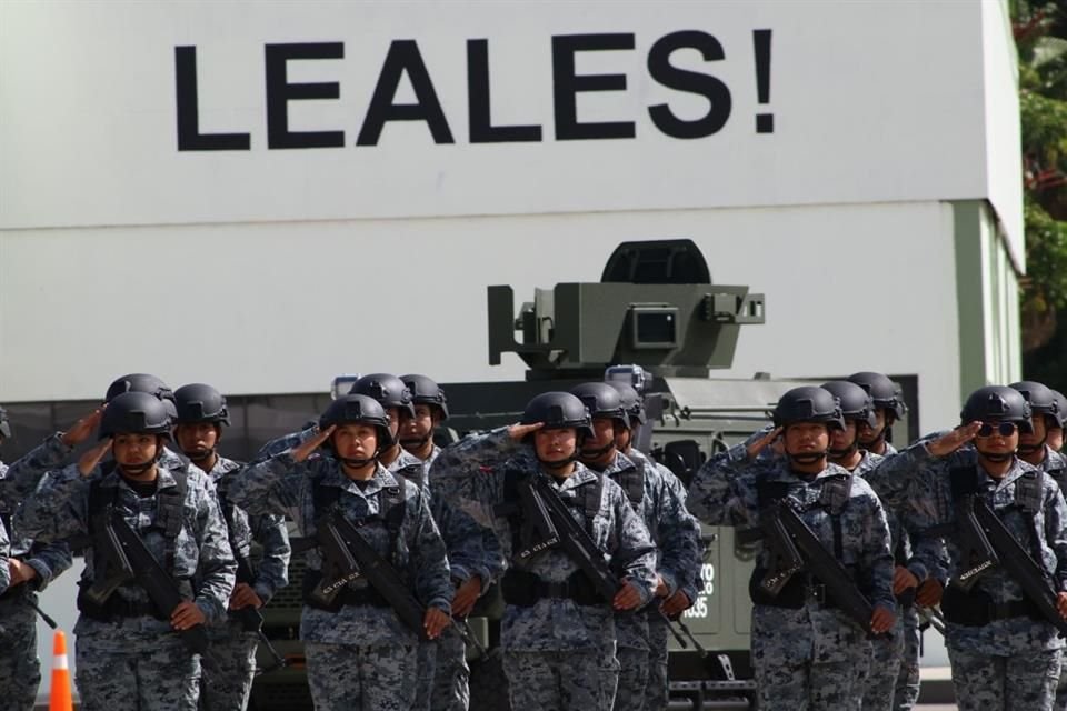 Día Internacional De La Destrucción de Armas de Fuego donde asistió Pablo Lemus Navarro, en el evento de la 15? Zona militar en la Colo La Mojonera en el Municipio de Zapopan
