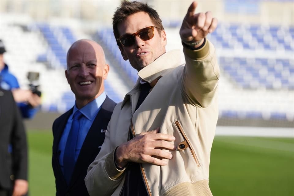 Brady, de 47 años, se divorció en 2022 de la modelo Gisele Bundchen, con quien tiene dos hijos.