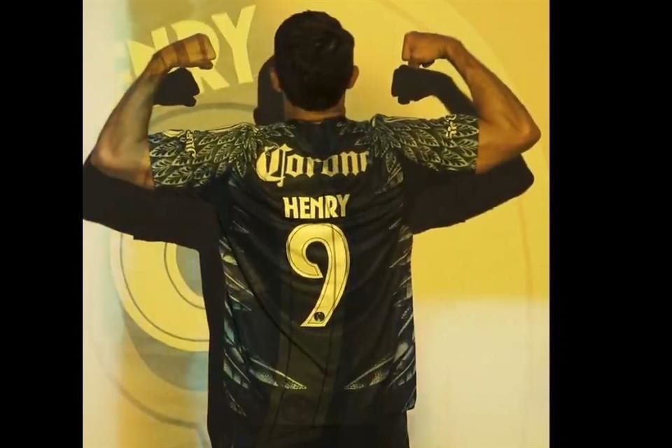 El América ya tiene al 9 que tanto quería, pero no con un nuevo jugador, sino con un cambio de número, a cargo del delantero Henry Martín.