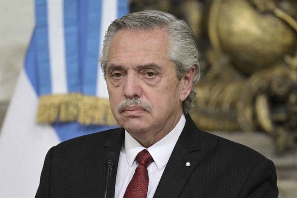 El ex Presidente Alberto Fernández durante una ceremonia oficial en la Casa Rosada, el 25 de abril del 2023.