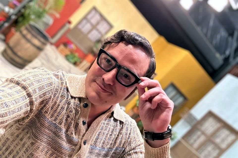 Breme da vida a un personaje inspirado en Enrique Segoviano en Sin Querer Queriendo.