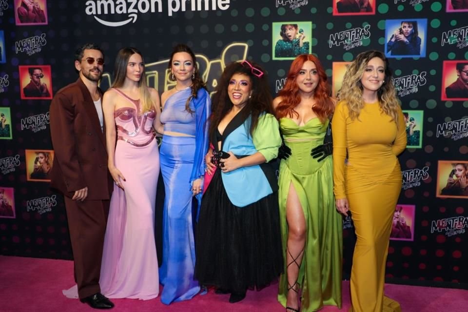 'Mentiras: La Serie' gira en torno a cuatro mujeres -Daniela, Yuri, Lupita y Dulce- que descubren haber sido engañadas por el mismo hombre: Emmanuel Mijares.
