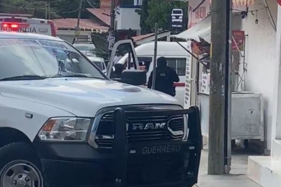 Los hechos se registraron en inmediaciones de la Colonia Guerrero 200, en Chilpancingo, Guerrero. Presuntos hombres armados atacaron al chofer de la unidad con el número económico 22.