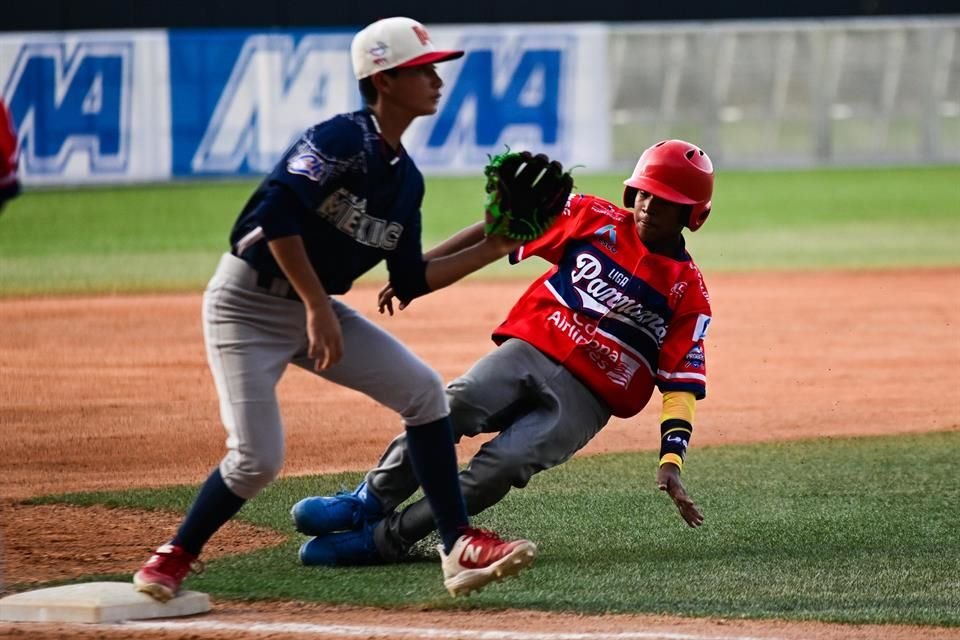 México se despidió del torneo tras caer con Panamá.