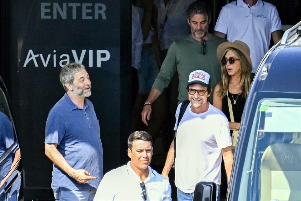 Vacaciona Aniston con hipnoterapeuta en Mallorca, España; desatan rumores de romance.