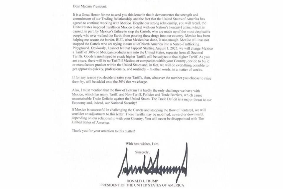 In una lettera a Sheinbaum, Trump ha annunciato dazi del 30% sul Messico che entreranno in vigore il 1° agosto; ha affermato che il Paese non ha fermato i cartelli.