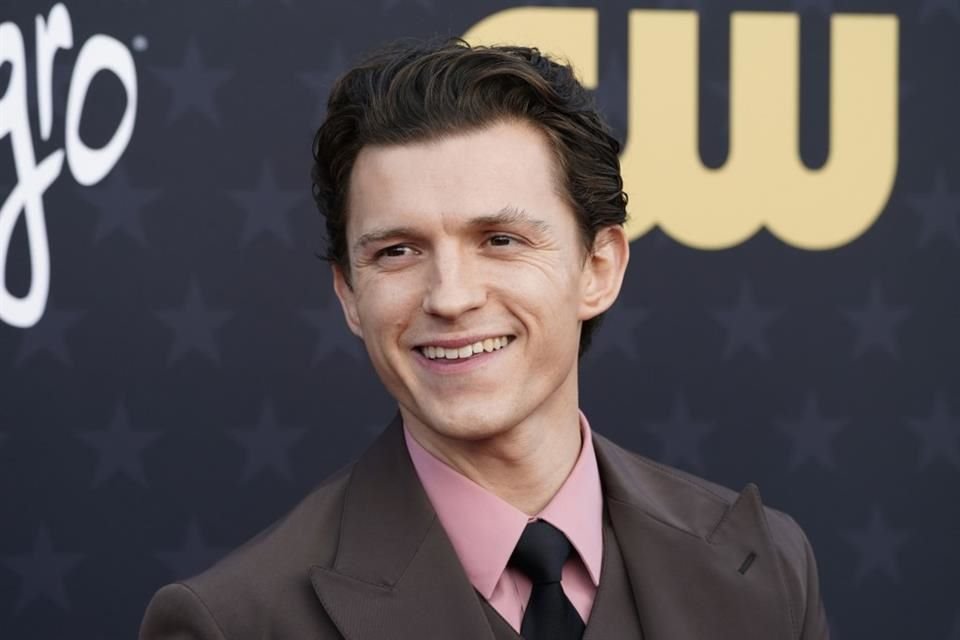 El actor Tom Holland afirmó que 'La Odisea', de Christopher Nolan, ha sido el trabajo de su vida y su mejor experiencia en un set de rodaje.