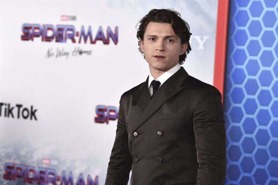 Holland, de 29 años, afirmó que filmar la épica histórica fue la mejor experiencia profesional que ha tenido, incluso por encima de su papel como 'Spider-Man'.