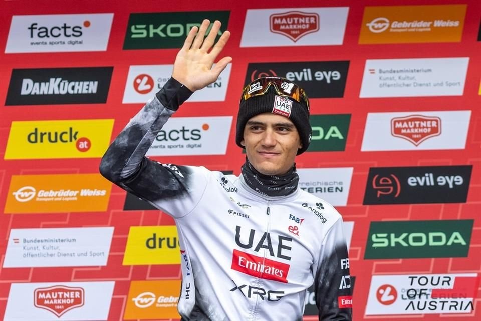 El ciclista mexicano Isaac del Toro está arrasando en el Tour de Austria y, con 29 segundos de ventaja, buscará este domingo el triunfo.